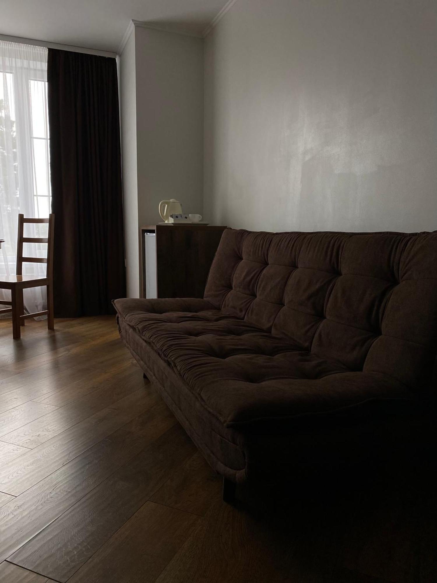 Готель-Ресторан "Колиба" Brody Extérieur photo